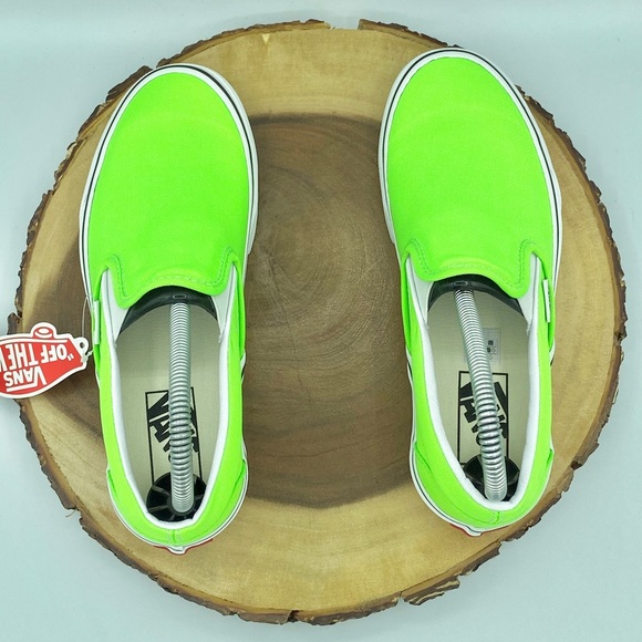 VANS Women’s Neon Green Classic Slip On - Picture 6 of 7
